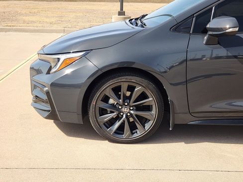 Used 2024 Toyota Corolla SE image 9