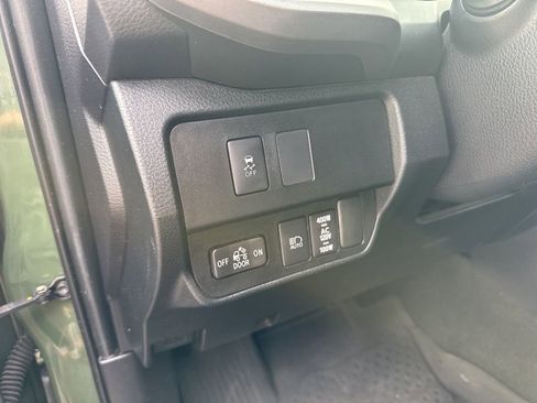 Used 2021 Toyota Tacoma TRD Sport image 14