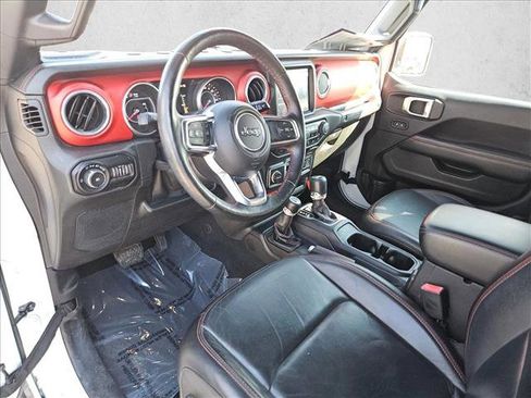 Used 2018 Jeep Wrangler Unlimited Rubicon image 12