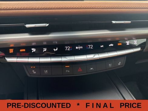 Used 2024 Cadillac XT4 Sport AWD/4WD image 4