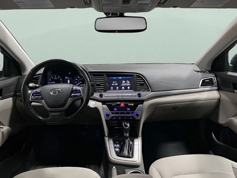 Used 2018 Hyundai Elantra Value Edition FWD image 21