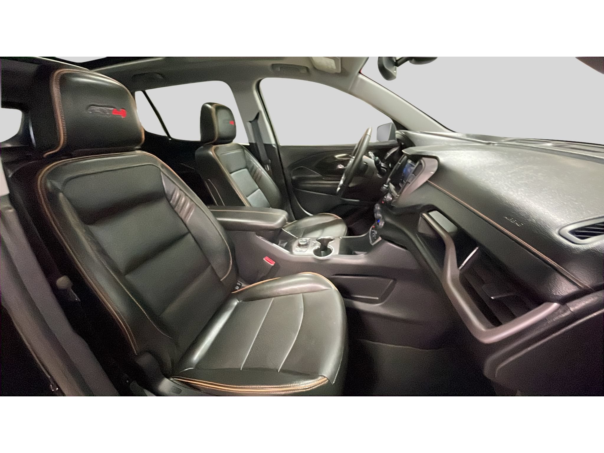 Used 2024 GMC Terrain AT4 w/ Tech Package AWD/4WD image 16