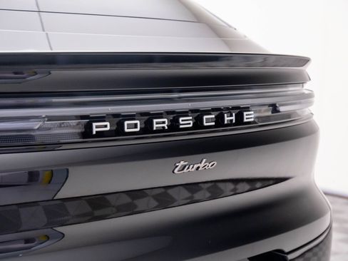 New 2025 Porsche Cayenne Turbo image 33
