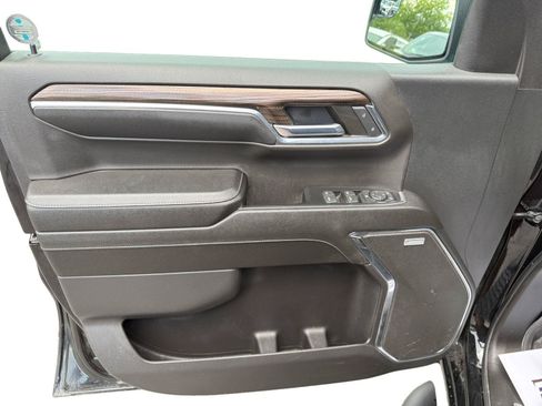 Used 2024 Chevrolet Silverado 1500 RST w/ Convenience Package II AWD/4WD image 9