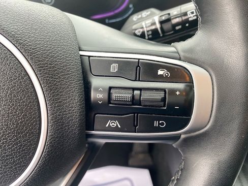 Certified 2023 Kia Sportage EX image 19