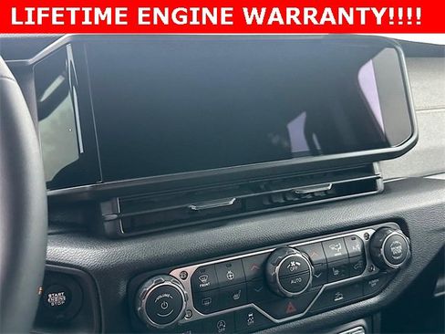 New 2026 Jeep Gladiator Sport image 24