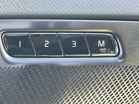 Certified 2023 Volvo XC90 T8 Plus image 18