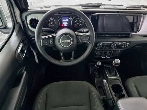 Certified 2025 Jeep Wrangler Unlimited Sport AWD/4WD image 4