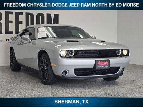 Used 2023 Dodge Challenger SXT w/ Blacktop Package RWD image 2