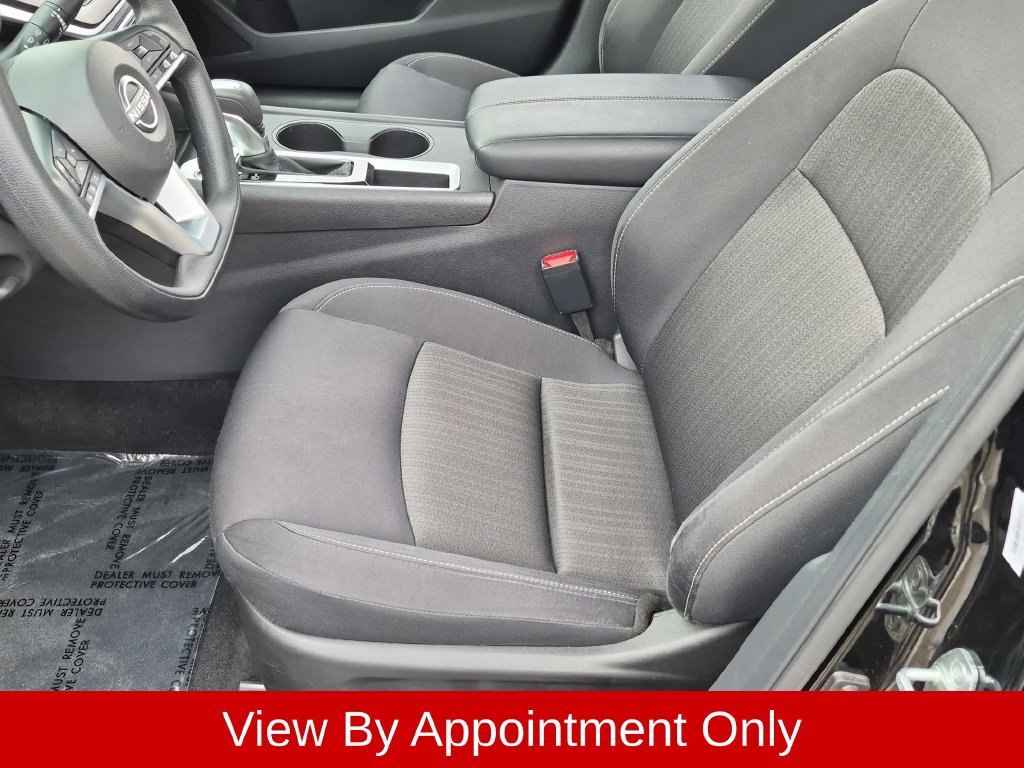 Used 2025 Nissan Altima 2.5 SV FWD image 24