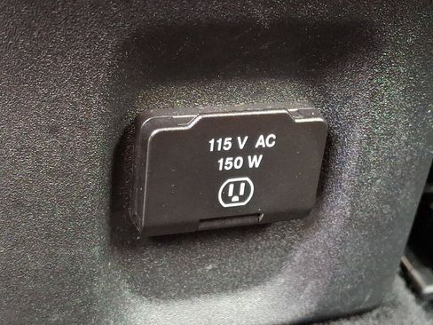 Certified 2022 Jeep Renegade Trailhawk w/ Sun/Sound Group AWD/4WD image 12