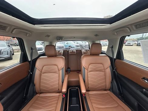 Certified 2023 Nissan Pathfinder Platinum FWD image 22