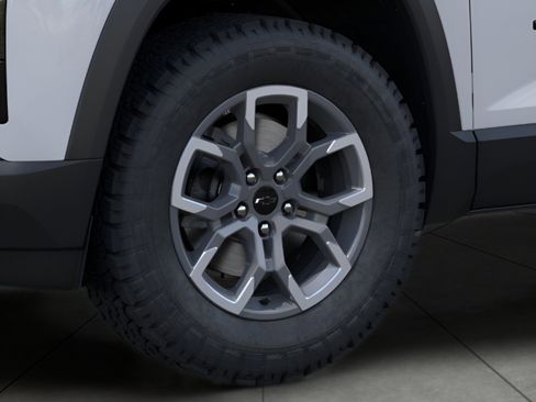 New 2026 Chevrolet Equinox ACTIV w/ Convenience Package III AWD/4WD image 9