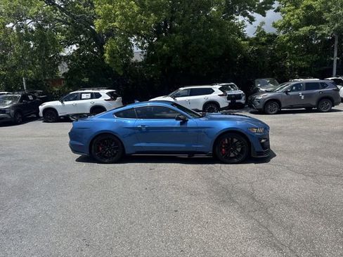 Used 2021 Ford Mustang Shelby GT500 w/ Technology Package RWD image 4