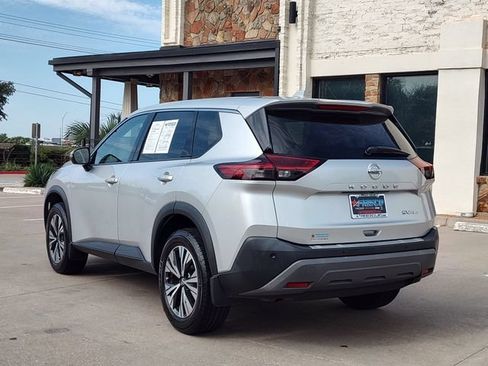 Used 2021 Nissan Rogue SV AWD/4WD image 5