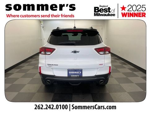 Used 2023 Chevrolet TrailBlazer RS FWD image 4