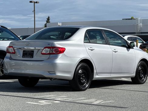 Used 2012 Toyota Corolla LE image 8