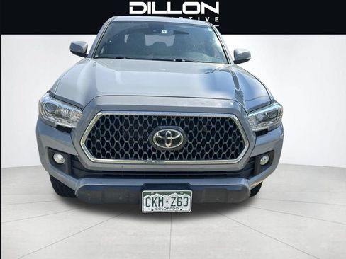 Used 2019 Toyota Tacoma TRD Off-Road w/ TRD Premium Off Road Package AWD/4WD image 15