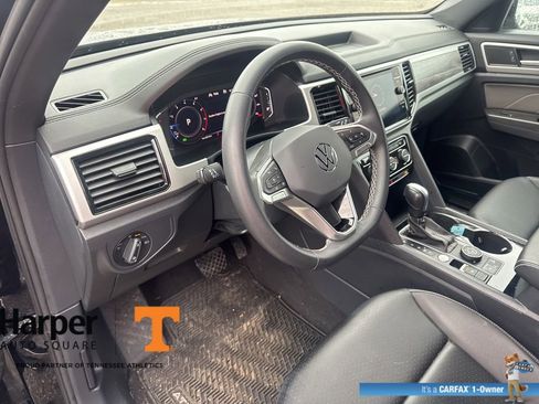 Used 2023 Volkswagen Atlas Cross Sport SE image 14