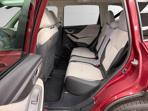 Used 2023 Subaru Forester Premium AWD/4WD image 13