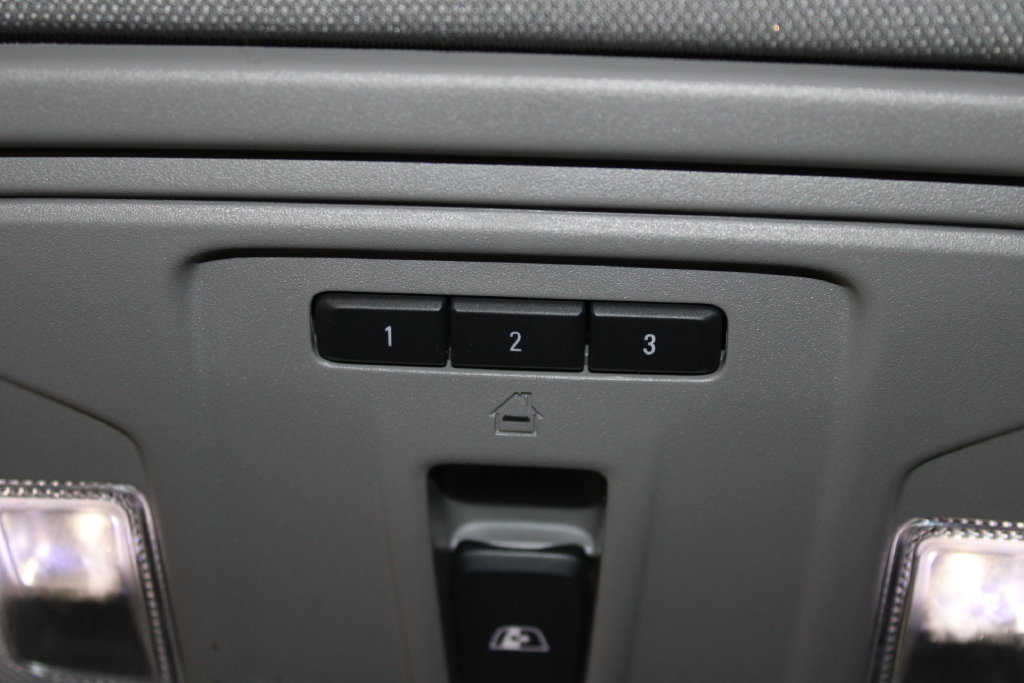 Used 2023 Chevrolet Silverado 1500 LTZ AWD/4WD image 56