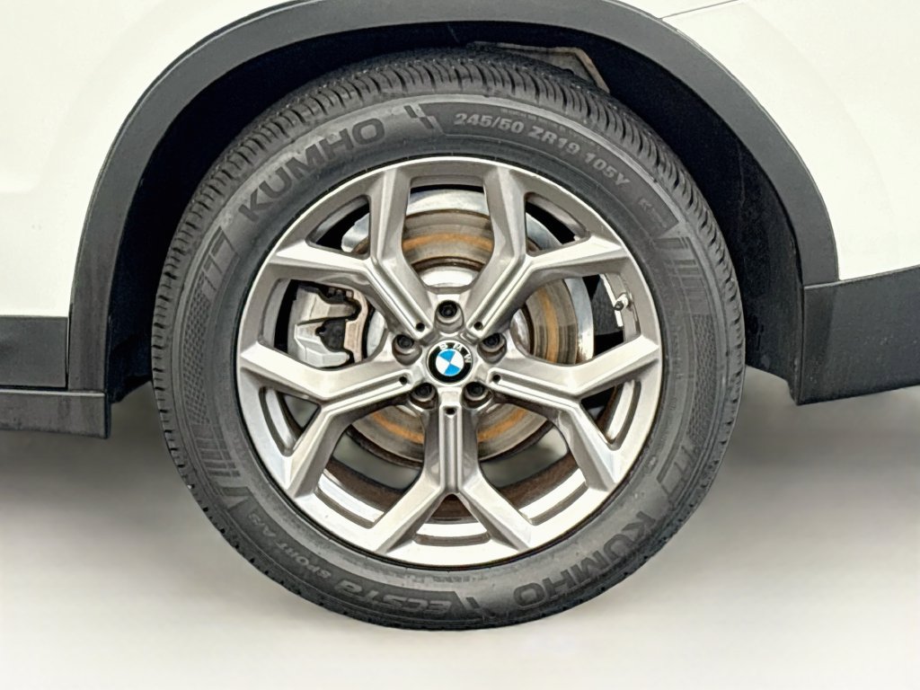 Used 2024 BMW X3 xDrive30i w/ Premium Package w/ZPA AWD/4WD image 31