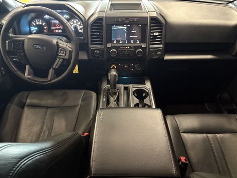 Used 2018 Ford F150 XLT w/ Equipment Group 302A Luxury AWD/4WD image 11