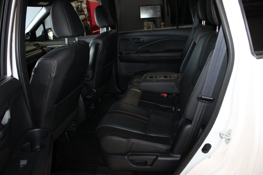Used 2022 Honda Passport TrailSport image 12