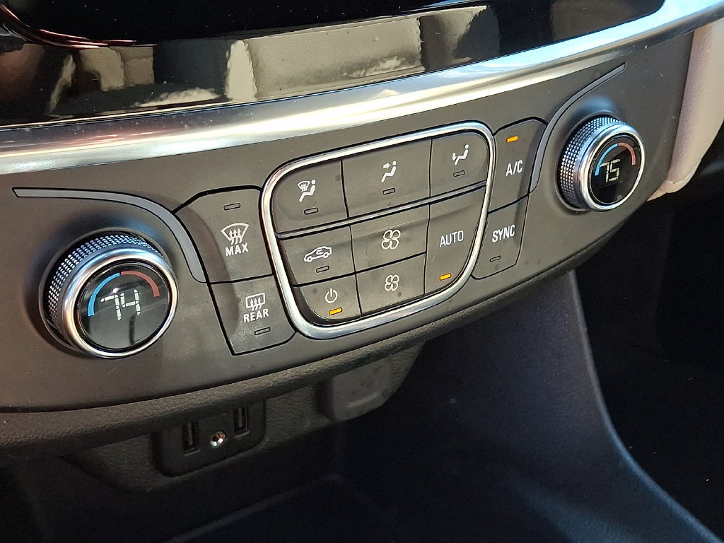 Used 2023 Chevrolet Traverse LS w/ Safety Package AWD/4WD image 16