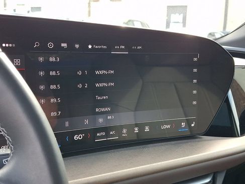 Certified 2025 Audi Q5 Premium Plus w/ Premium Plus AWD/4WD image 17