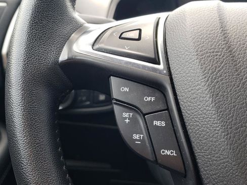 Used 2022 Ford Edge SEL w/ Convenience Package AWD/4WD image 16