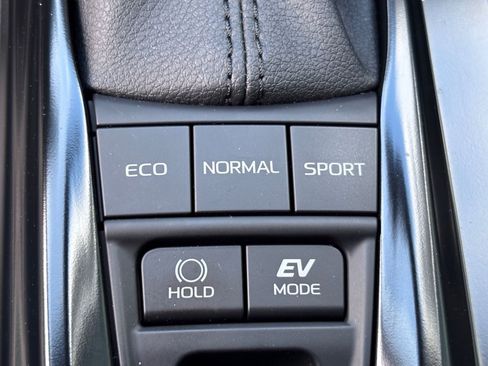 Used 2026 Toyota Camry SE w/ Convenience Package FWD image 31