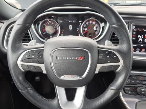 Used 2018 Dodge Challenger GT w/ GT Interior Package AWD/4WD image 13