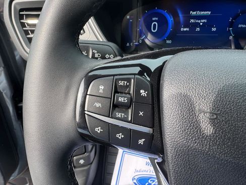 Used 2022 Ford Escape Titanium AWD/4WD image 23
