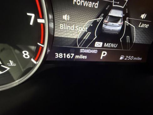 Used 2021 Nissan Rogue S FWD image 11