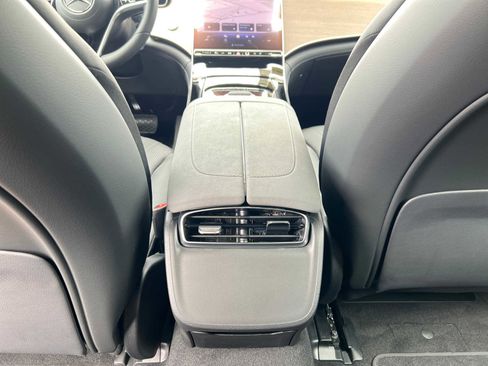 Used 2023 Mercedes-Benz EQS 450+ Sedan image 11