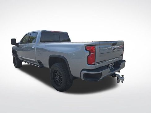 Used 2026 Chevrolet Silverado 3500 High Country w/ Technology Package AWD/4WD image 4