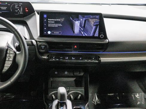 Certified 2023 Toyota Prius XLE FWD image 14