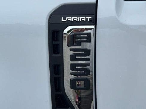 New 2026 Ford F250 Lariat w/ Lariat Ultimate Package image 15