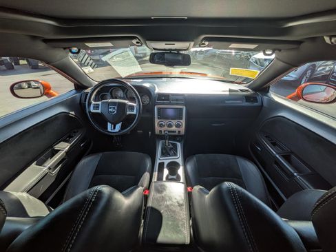 Used 2011 Dodge Challenger SRT8 RWD image 8