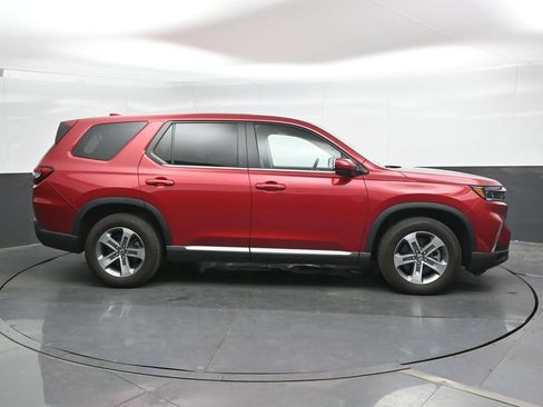 Used 2024 Honda Pilot EX-L image 5