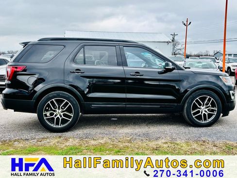 Used 2017 Ford Explorer Sport w/ Equipment Group 401A image 6