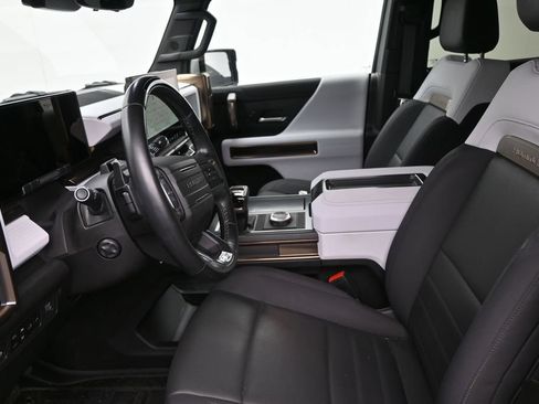 Used 2025 GMC Hummer EV 2X AWD/4WD image 12