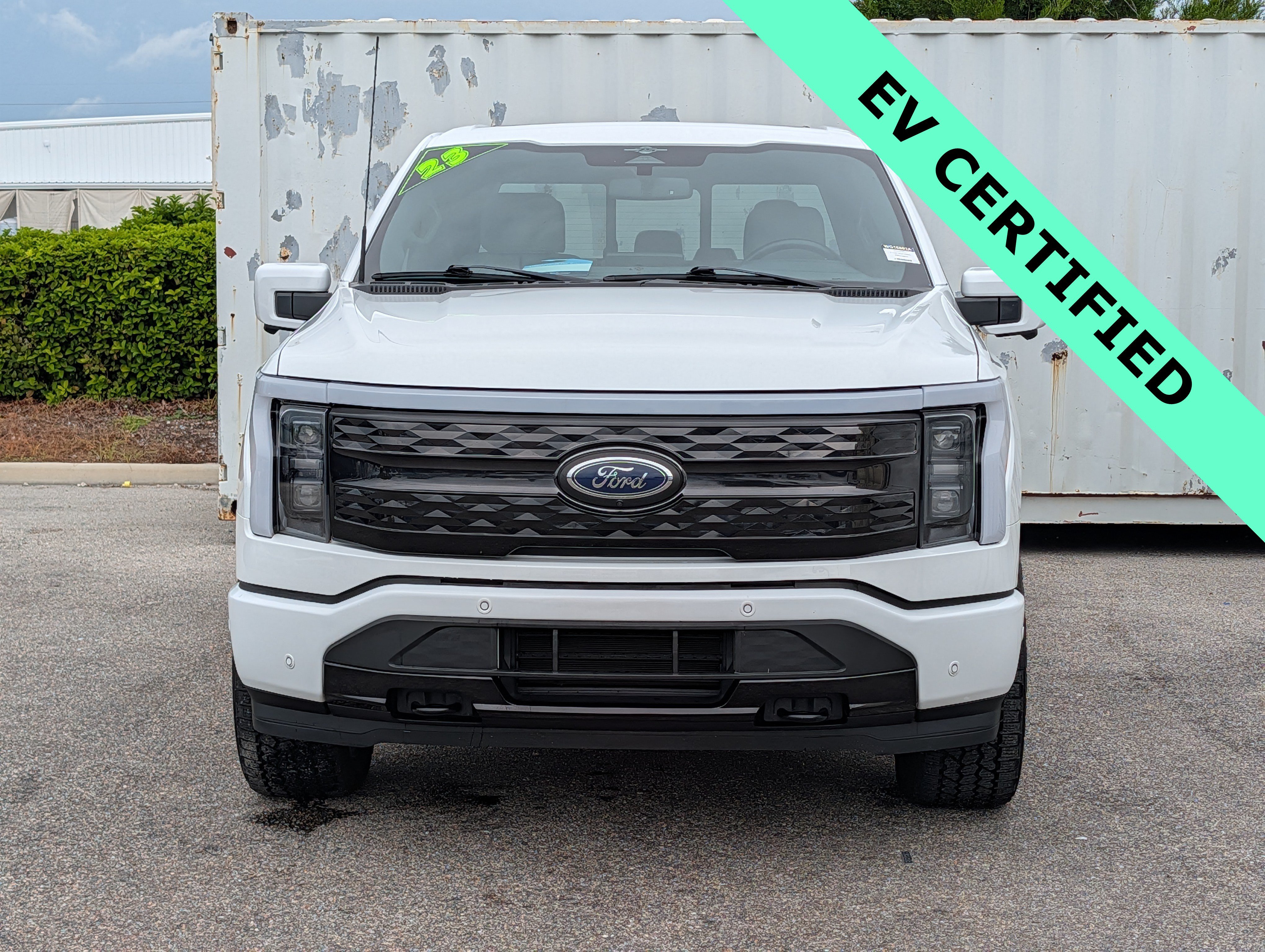 Certified 2023 Ford F150 Lightning Platinum AWD/4WD image 9