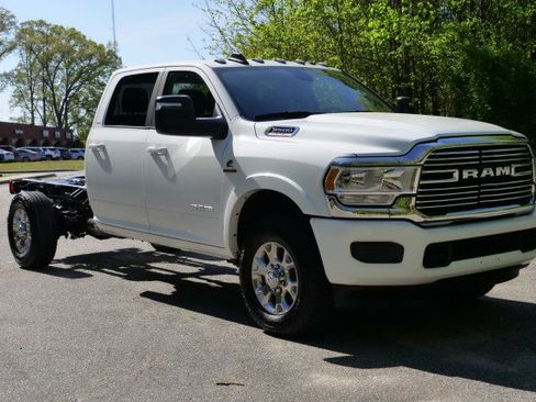 Used 2024 RAM 3500 Laramie image 4