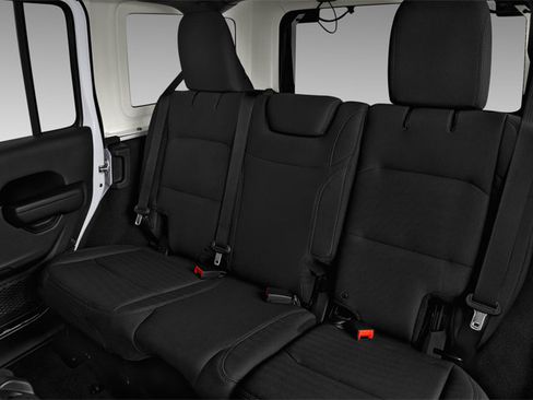 Used 2019 Jeep Wrangler Unlimited Sport S AWD/4WD image 11