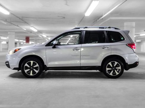 Used 2017 Subaru Forester 2.5i Premium w/ All-Weather Package AWD/4WD image 14