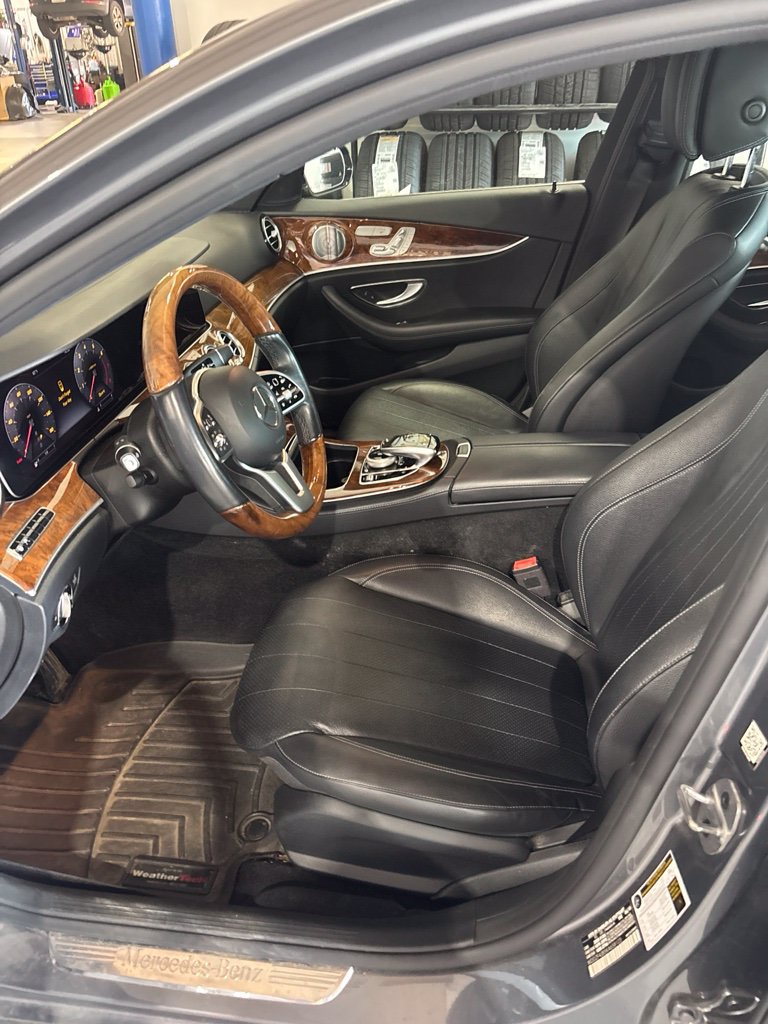 Used 2019 Mercedes-Benz E 300 image 9