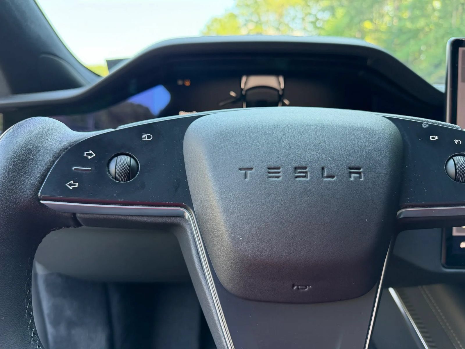 Used 2022 Tesla Model S Plaid AWD/4WD image 14