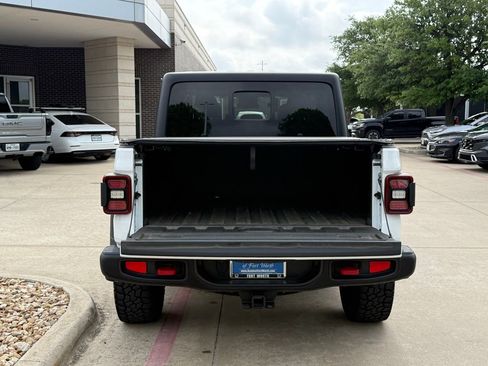 Used 2024 Jeep Gladiator Rubicon image 5